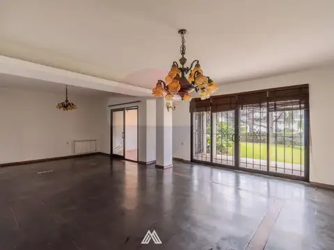 Casa en Alquiler de 4 dormitorios