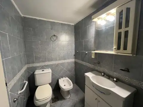 Depto Tipo Casa en Venta 56 años