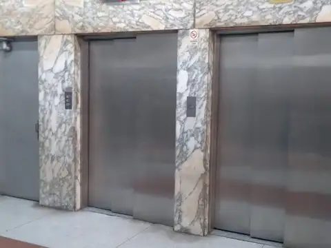 Oficina en Venta en San Nicolás, USD 14.800