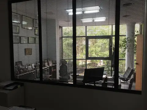 Oficina en Venta 20 años