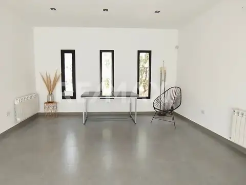 Casa en Alquiler en Centenario, $ 2.200.000