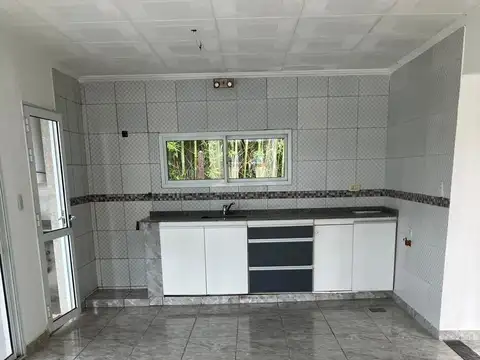Casa en Venta en Roldan, USD 99.999