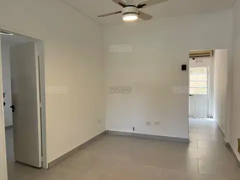 Depto Tipo Casa en Alquiler de 2 ambientes