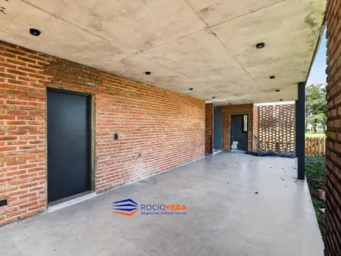Casa a la venta en Comarcas de Lujan, barrio Santa Ines