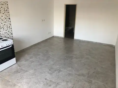 Departamento en Alquiler en Villa Luzuriaga, $ 380.000