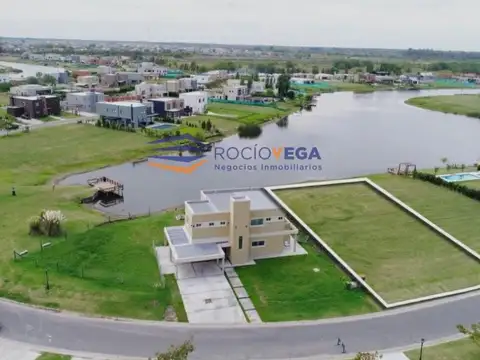 Terreno en Venta de 910,0 m2