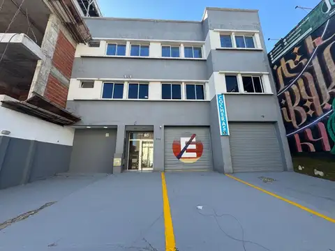 VENTA EDIFICIO COMERCIAL ESTRENAR COCHERAS MERLO