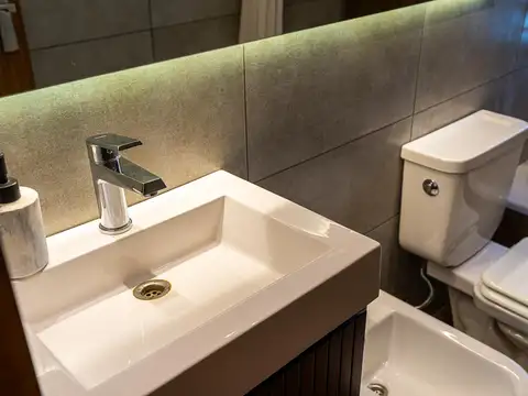 Departamento 5 ambientes con 2 baños