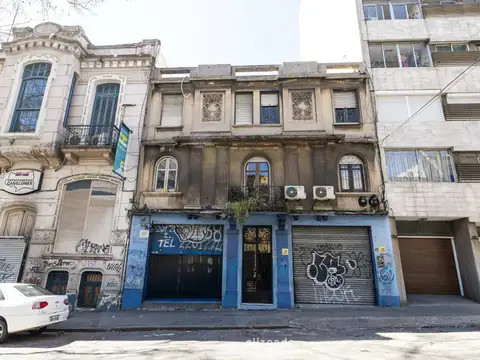 Venta de apartamento cuatro dormitorios - Centro