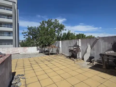 Depto Tipo Casa en Venta de 6 ambientes