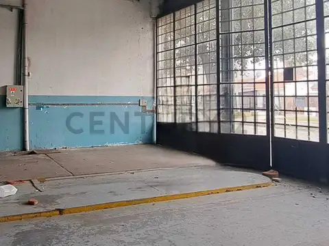 VENTA O ALQUILER  GALPON GRANADERO BAIGORRIA