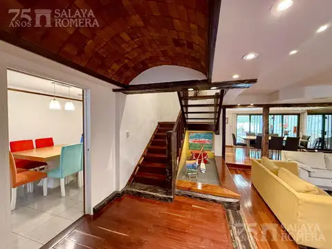 Casa en Venta de 4 dormitorios