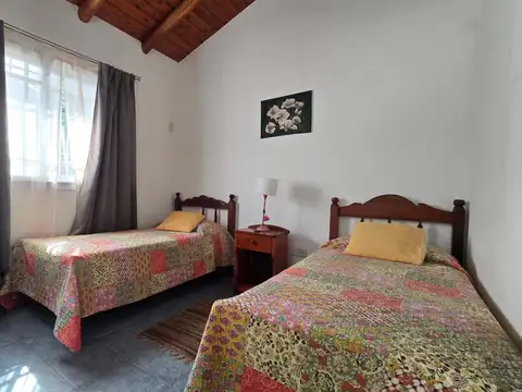 COMPLEJO DE 5 BUNGALOWS EN CENTRO DE FEDERACION ENTRE RIOS