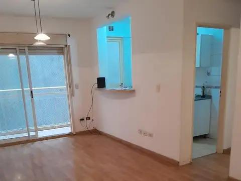 DEPARTAMENTO EN VENTA DE 3 AMBIENTES EN BARRIO NORTE EXCELENTE UBICACION OPORTUNIDAD