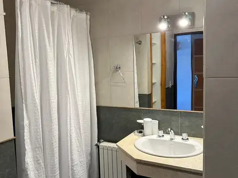 Departamento en Alquiler con 1 cochera