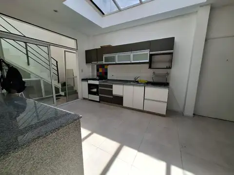 Depto Tipo Casa en Alquiler en Villa Martelli, $ 800.000