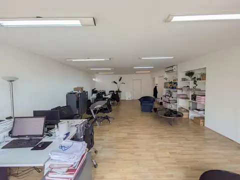 Oficina Monoambiente con 2 baños