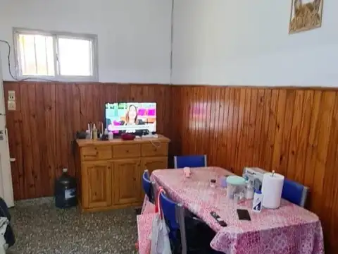 Depto Tipo Casa 2 ambientes con 1 baño