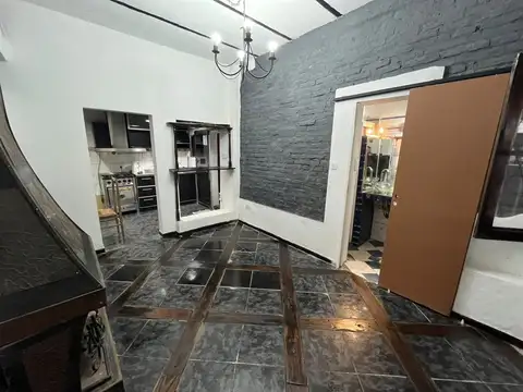 Casa 3 ambientes con 2 baños