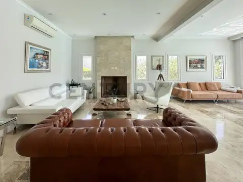 Casa en Alquiler al Oeste