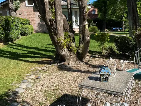 Casa en Alquiler Temporal con 1 cochera