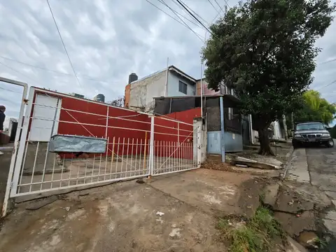 VENTA 2 DUPLEX DE 2 DORM. C/COCHERA GRAL URQUIZA