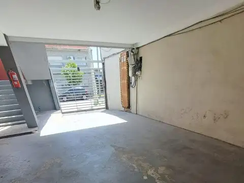 Departamento en Alquiler en Sarandi, $ 600.000