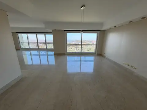 Departamento en Alquiler de 5 ambientes