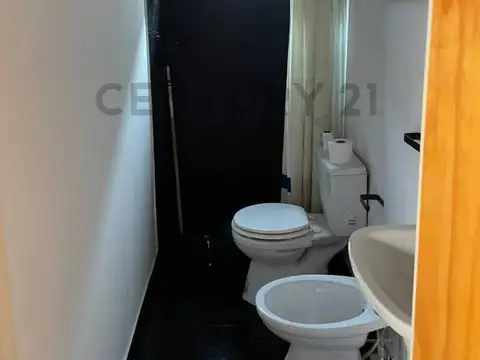 39 Entre 142 y 143 2300, Piso 0