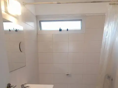 ALVAREZ THOMAS al 1100