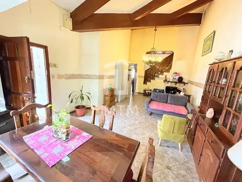 Casa en Venta en Alberdi, USD 175.000