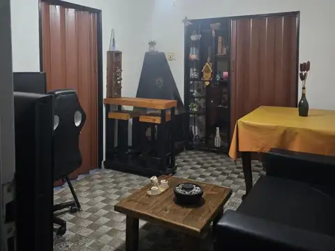 Depto Tipo Casa en Venta en Caseros, USD 45.000