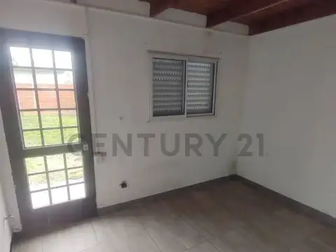 Casa de 2 dormitorios en Venta en Olmos
