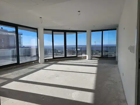 Venta 3 Dormitorios en Suite Dep 2 cocheras Selene