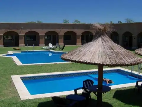 HERMOSO COMPLEJO CON SPA - LOBOS - TODAS LAS COMODIDADES