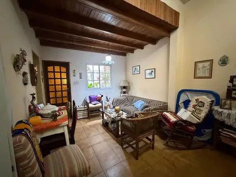 VENTA PH CHACARITA 5 AMBIENTES A REFACCIONAR