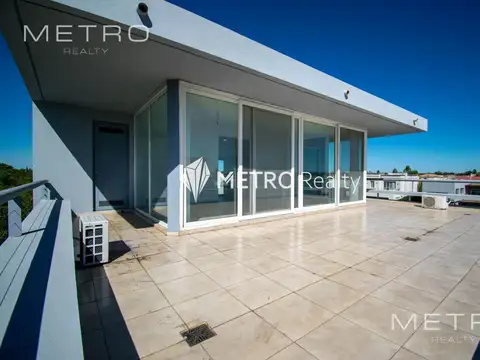 Casa 7 ambientes con 4 baños