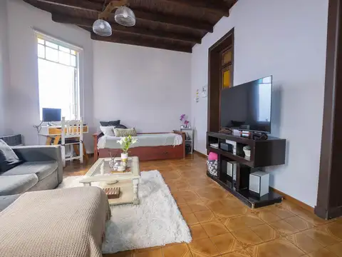 Depto Tipo Casa en Venta 60 años