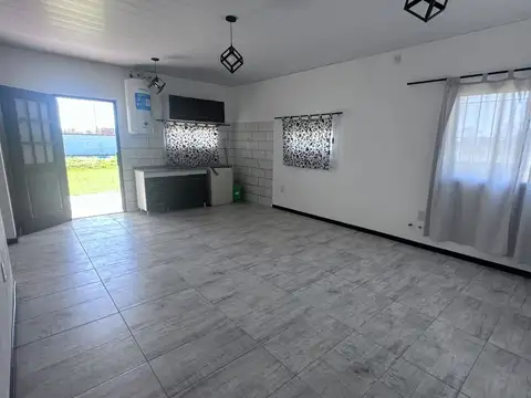 VENTA CASA BARADERO A ESTRENAR 2 HAB PILETA