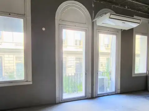 Venta PH Profesional  Barrio Norte con Terraza