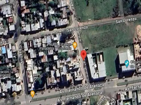 Avenida Hipólito Yrigoyen e/ Avenida Fernando de Arenaza y San Lorenzo