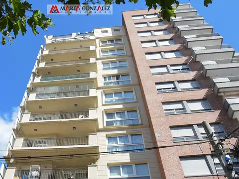 San Lorenzo 66 , Piso 1