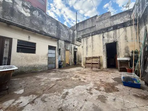 VENTA CASA 9 AMBIENTES HISTORICA - FLORESTA