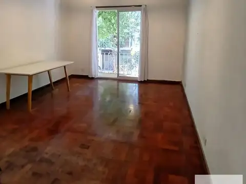 Depto Tipo Casa en Venta 50 años