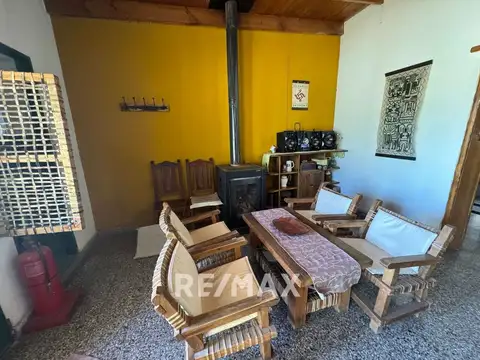 CASA QUINTA VENTA GENERAL FERNANDEZ ORO