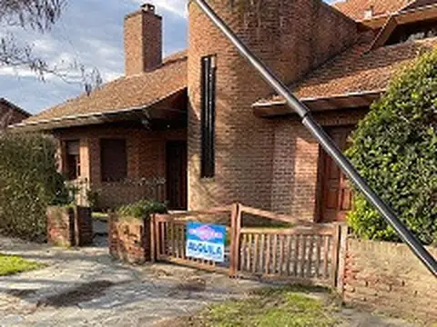 Casa en Alquiler Temporal en Miramar, USD 4.600