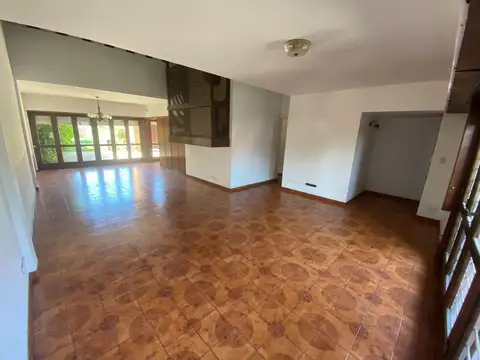 Bartolomé Mitre e/ Avenida Juan José Paso y Laprida