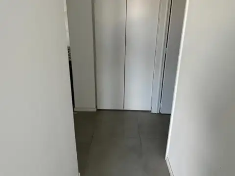 Venezuela 4000, Piso 5°