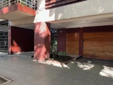 DEPTO.2 AMB.- EXCELENTE ESTADO Y UBICACION - APTO PROF.