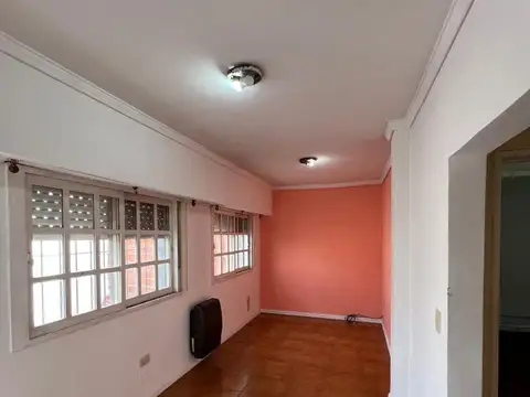 Departamento en alquiler en José León Suarez!